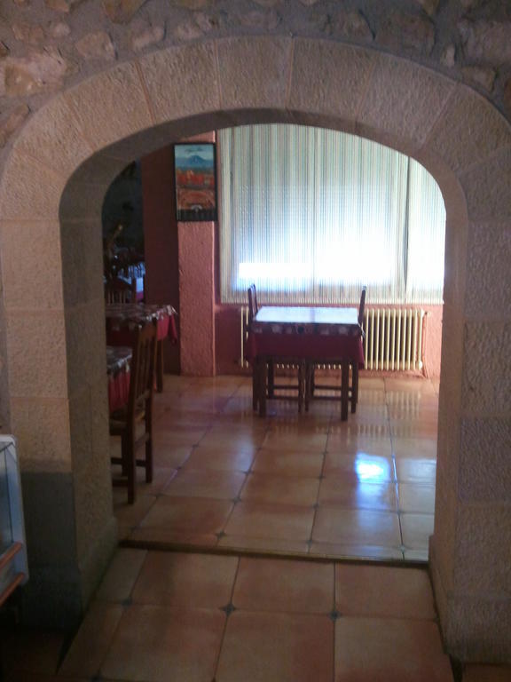 Hostal Can Barrina Arnés Buitenkant foto
